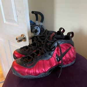 NIKE 2016 FOAMPOSITE UNIVERSITY RED 10.5 LIKE NEW